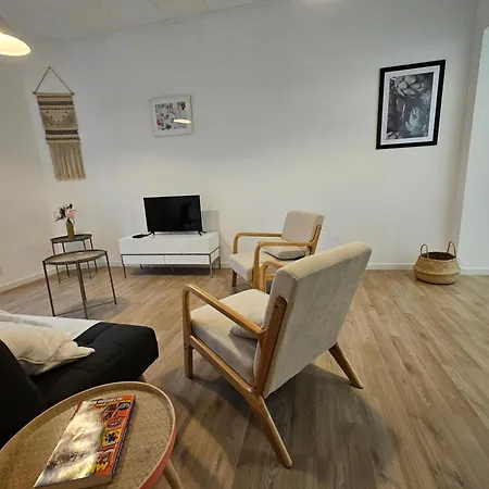 Maison A Centre Ville Et 5 Min A Pied Plage Royan Exterior photo